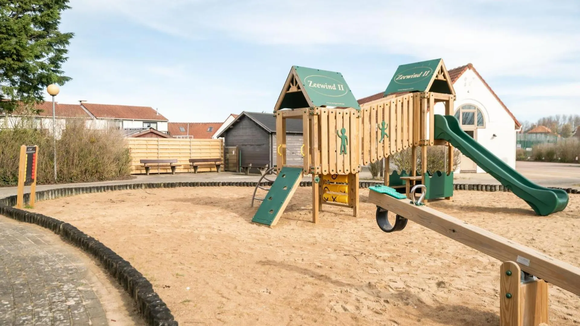 Holiday Home Noordzeepark Zeewind 2-4 By Interhome Bredene 0*,