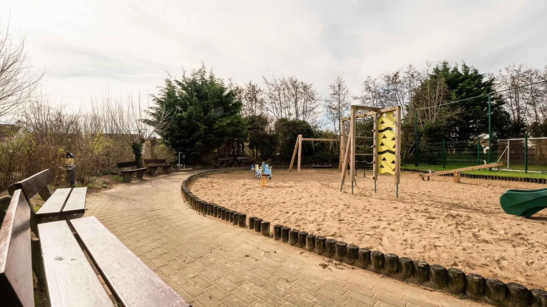 Holiday Home Noordzeepark Zeewind 2-4 By Interhome Bredene